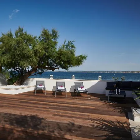 La Petite Perle De Thau Villa