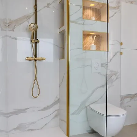 La Petite Perle De Thau *