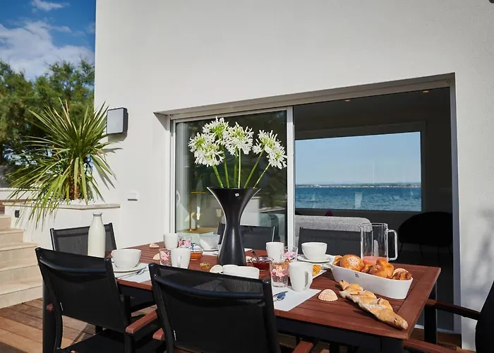 La Petite Perle De Thau * Sète