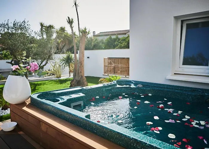 La Petite Perle De Thau *